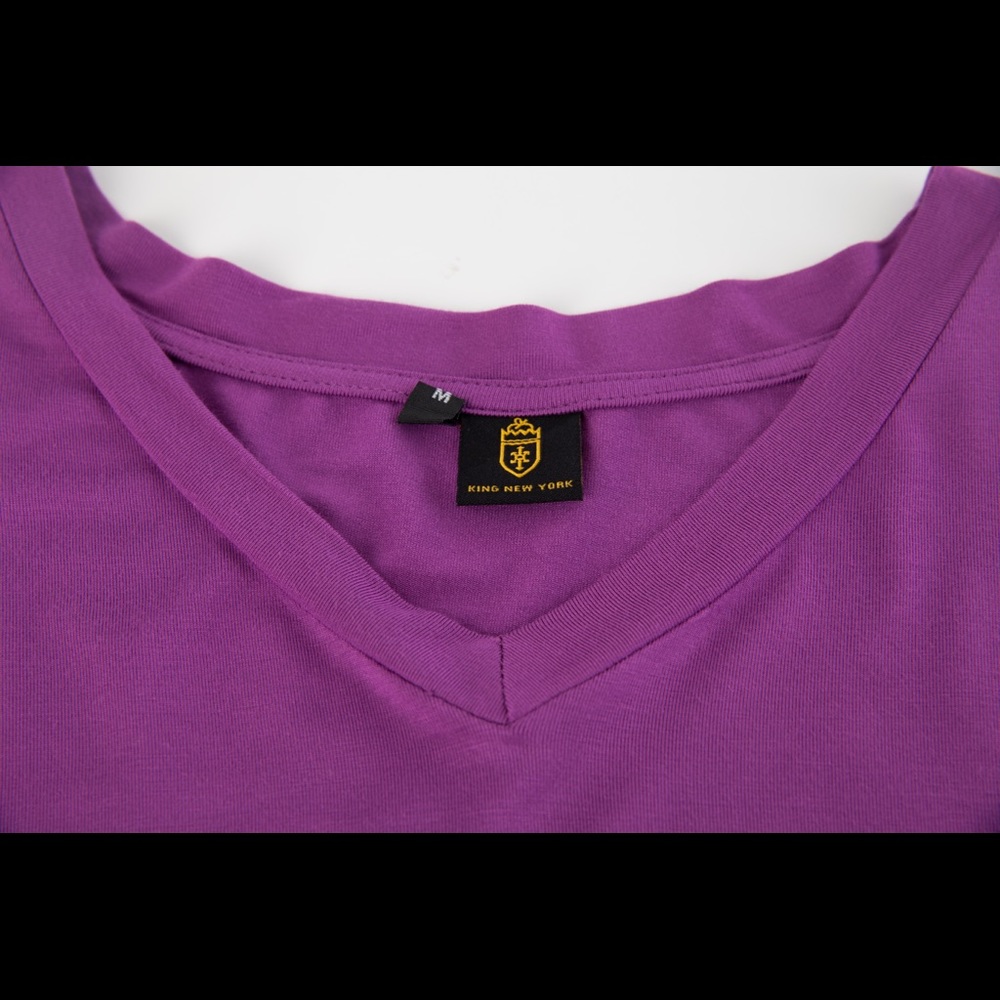 KING NEW YORK, V-NECK T-SHIRT , DARK PURPLE.